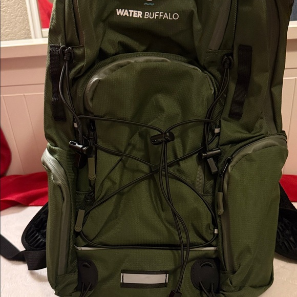 Buffalo David Bitton Other - Water Buffalo Sherpa 22L Hiking Hydration Backpack